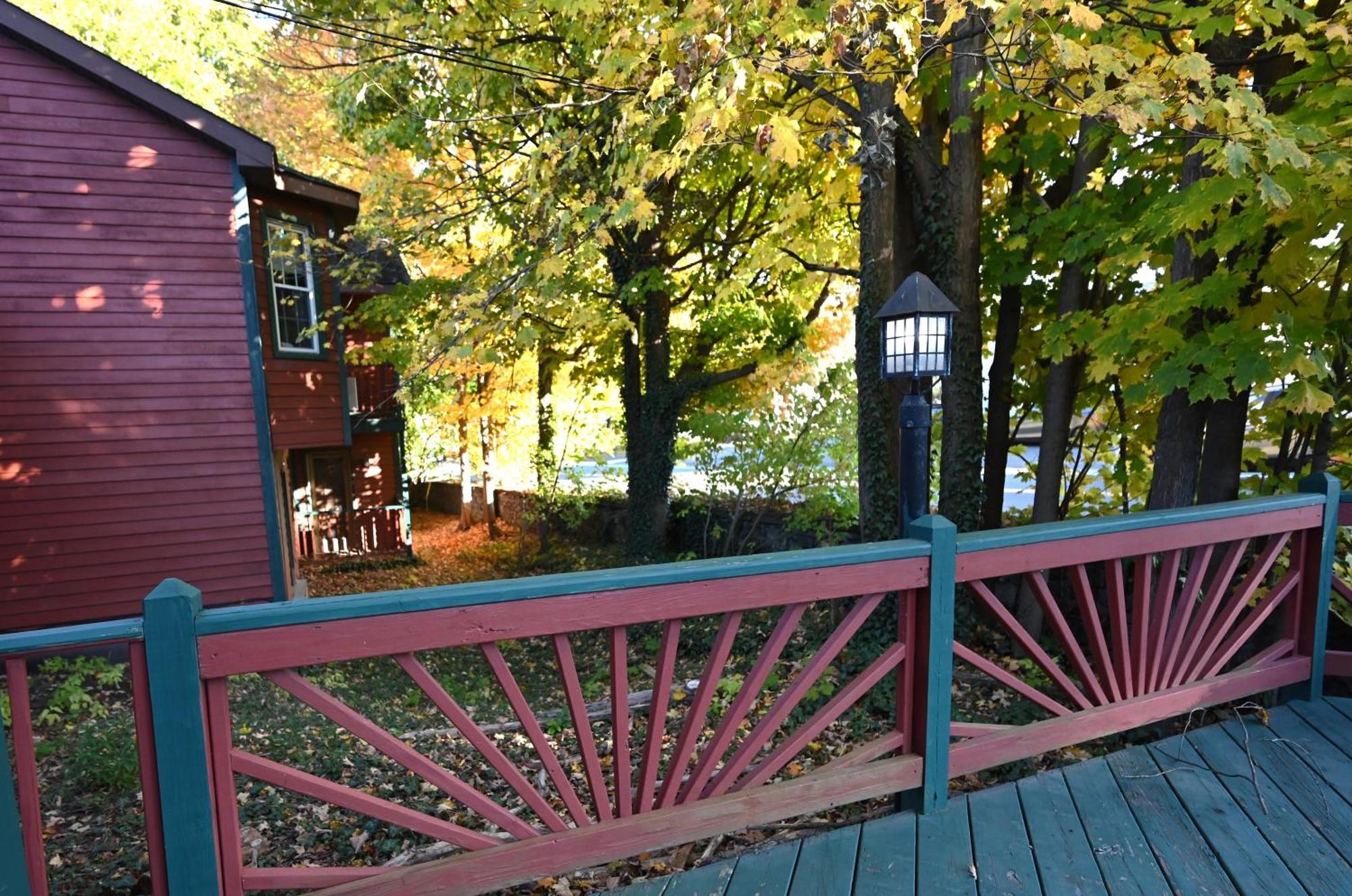 La Perla Restaurant & Country Inn Averill Park Exteriör bild